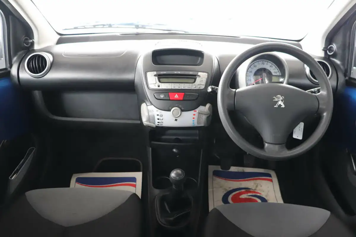 2013-peugeot-107-10-access-big-2