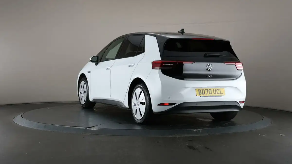 2020-volkswagen-id3-e-business-big-60
