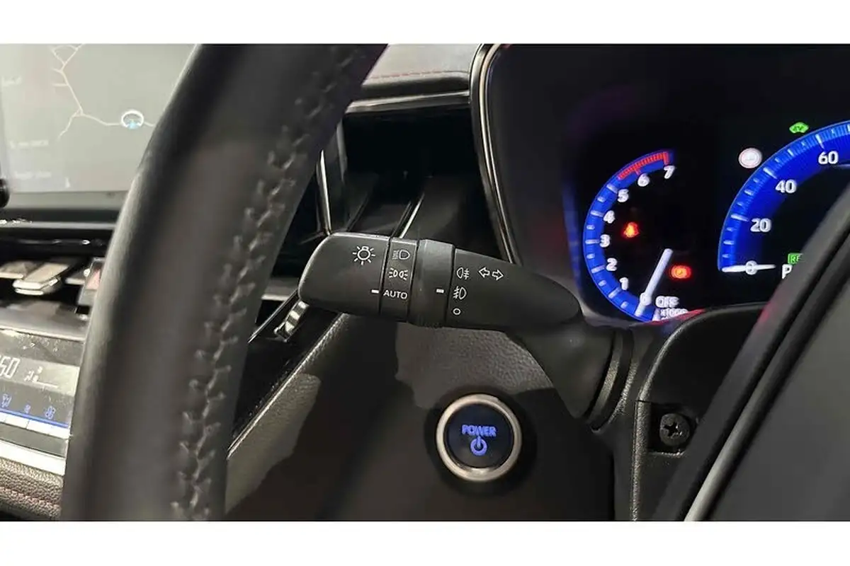 2021-toyota-corolla-18-vvt-i-excel-trk-touring-sports-big-28