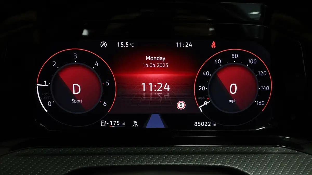 2020-volkswagen-golf-20tdi-r-line-hatchback-5d-dsg-big-9