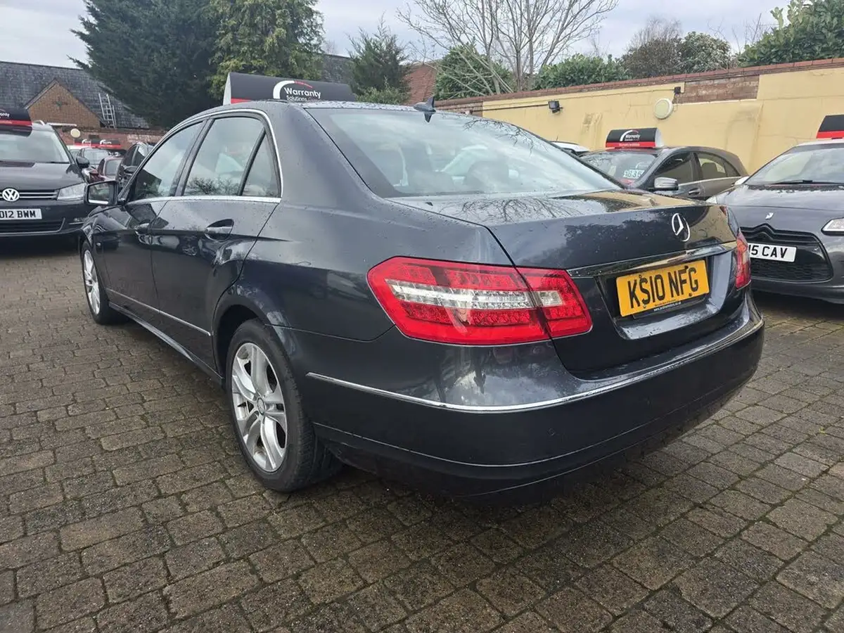 2010-mercedes-benz-e-class-21td-e200-cdi-avantgarde-auto-big-3