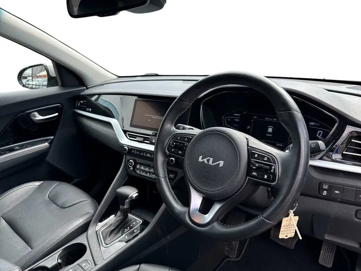 2022-kia-niro-16-gdi-3-156kwh-big-5