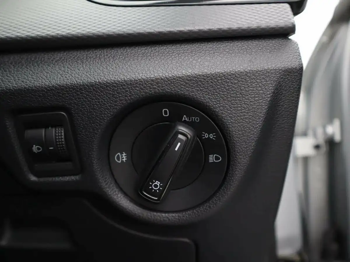 2021-skoda-kamiq-10-tsi-se-109ps-dsg-big-17