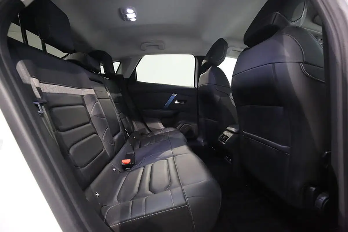 2022-citroen-c4-e-shine-plus-big-21