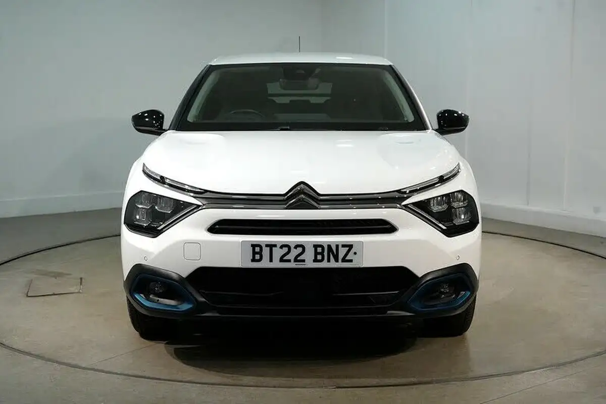 2022-citroen-c4-e-shine-plus-big-2