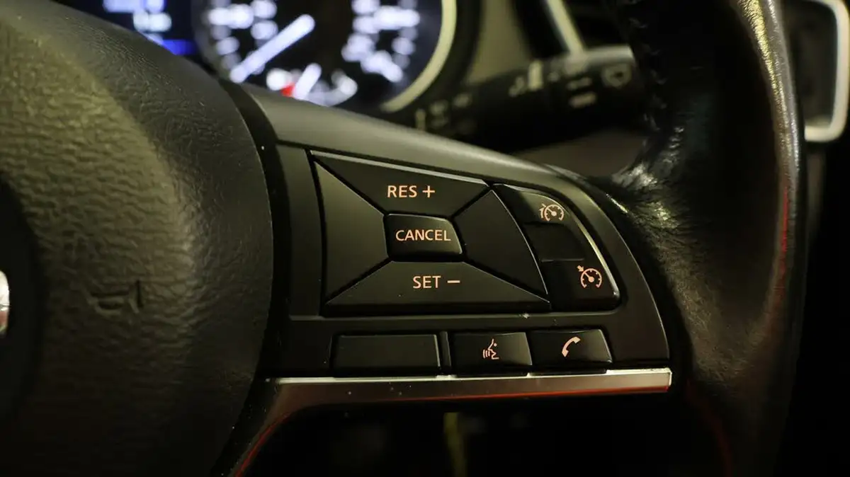 2019-nissan-qashqai-15dci-acenta-premium-17in-alloys-dct-big-22