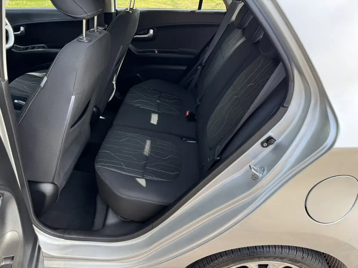 2014-kia-picanto-125-picanto-3-big-24