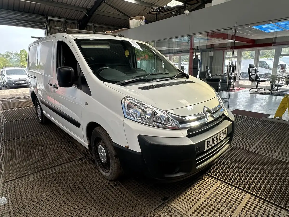 2015-citroen-dispatch-16td-enterprise-panel-big-0