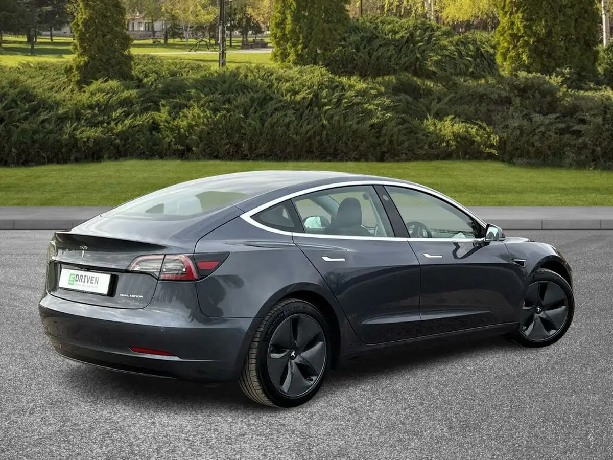 2020-tesla-model-3-e-long-range-big-6