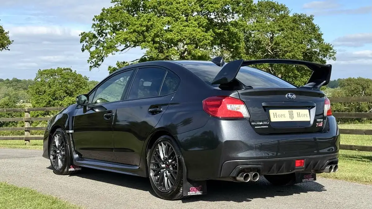 2016-subaru-wrx-25-sti-type-uk-big-21