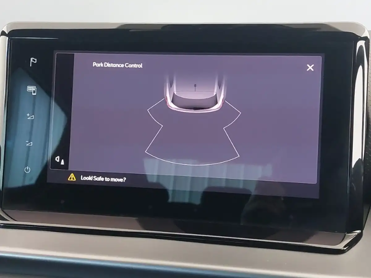 2023-tesla-model-y-e-rwd-big-9