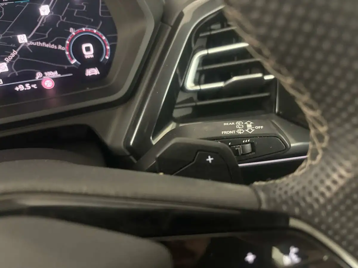 2021-audi-q4-e-tron-35e-s-line-station-wagon-big-28