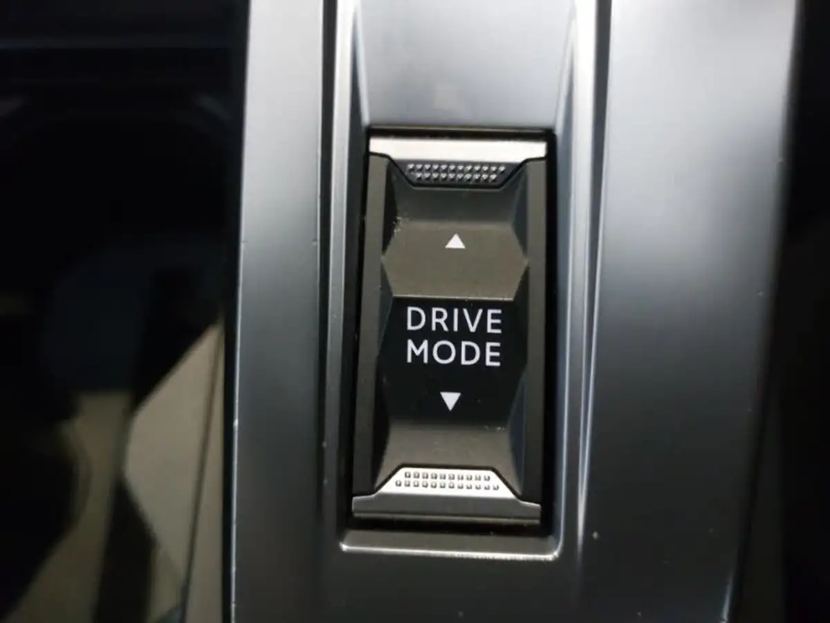 2023-peugeot-408-12-puretech-allure-premium-big-16