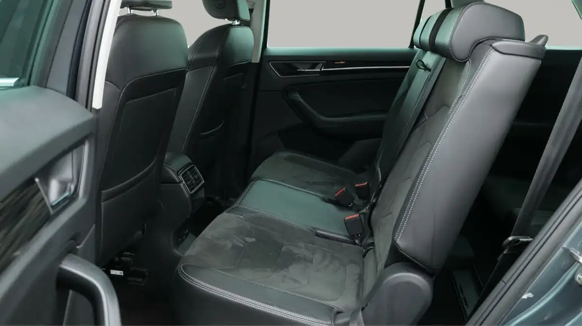 2020-skoda-kodiaq-15-tsi-se-l-dsg-big-16