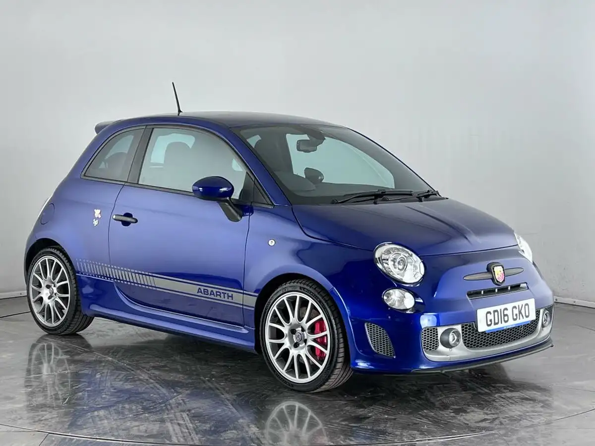 2016-abarth-500-14-tjet-595-competizione-big-0