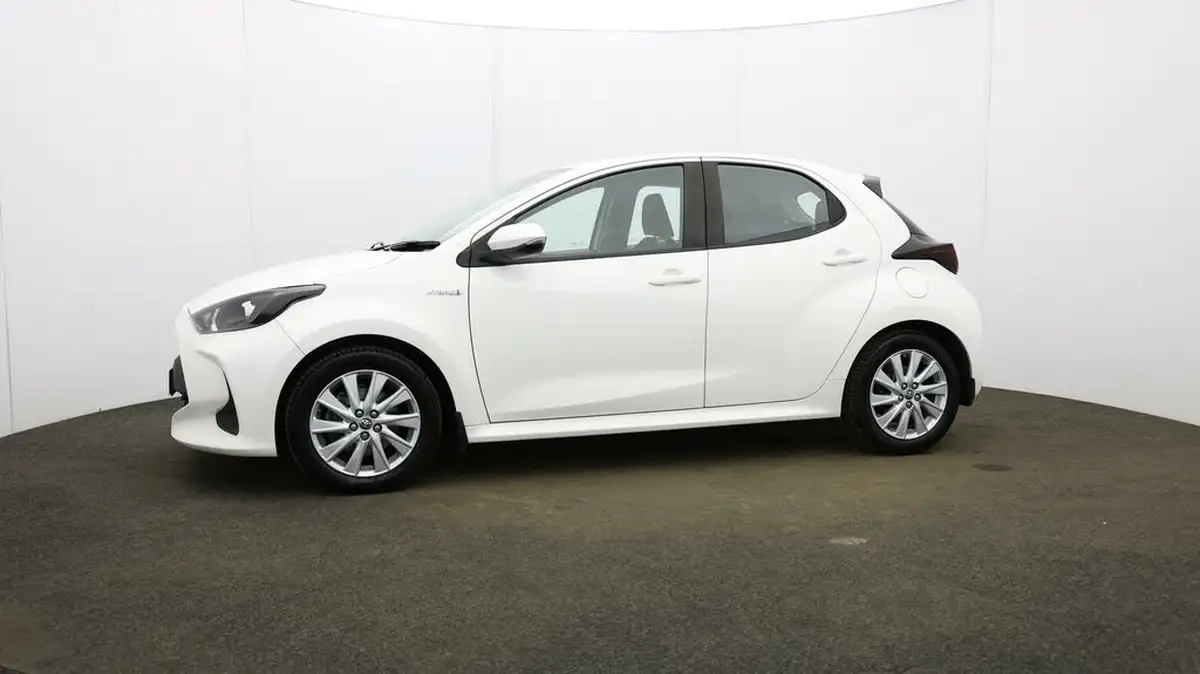 2021-toyota-yaris-15-vvt-i-icon-114bhp-hybrid-1490cc-e-cvt-big-25