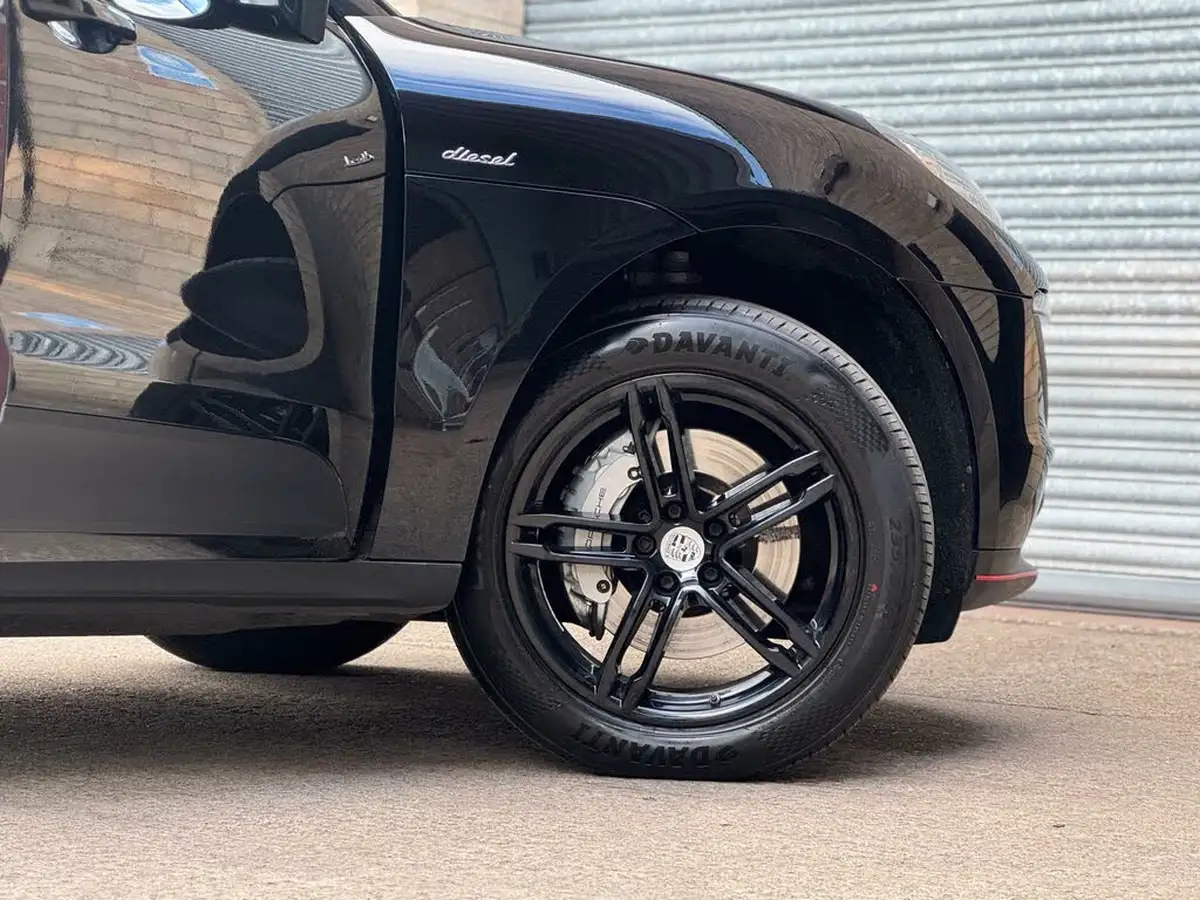2016-porsche-macan-30td-s-big-36