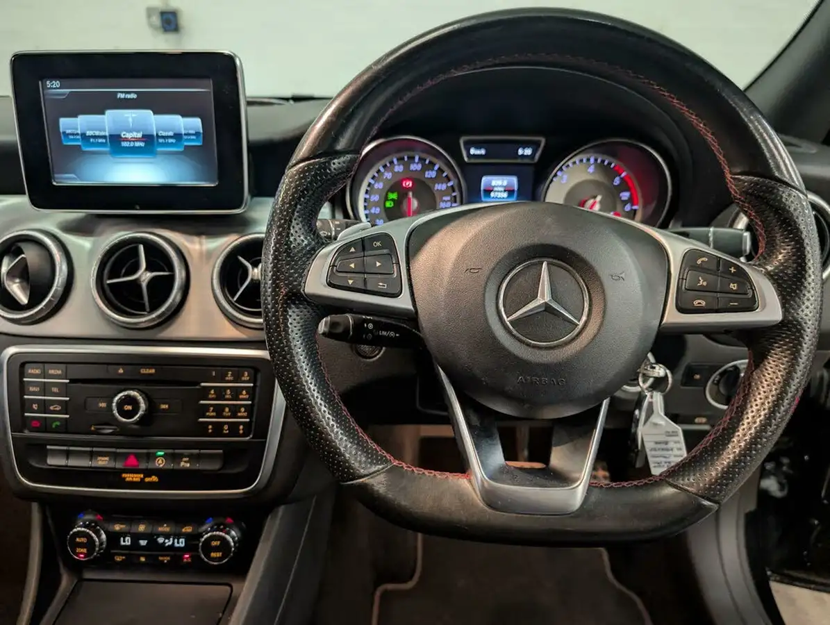 2016-mercedes-benz-cla-21d-cla220-amg-sport-ss-shooting-brake-5d-big-16