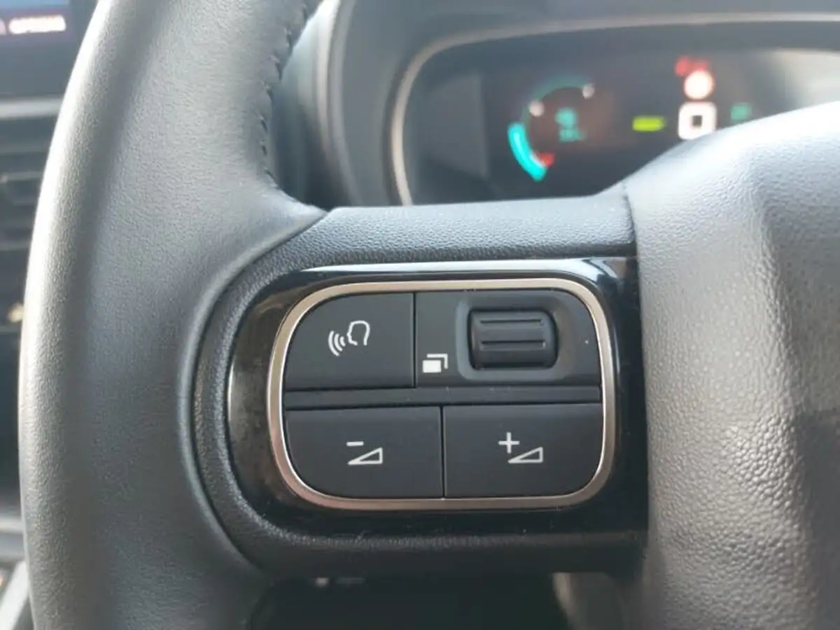 2023-citroen-berlingo-e-flair-xtr-m-size-big-17