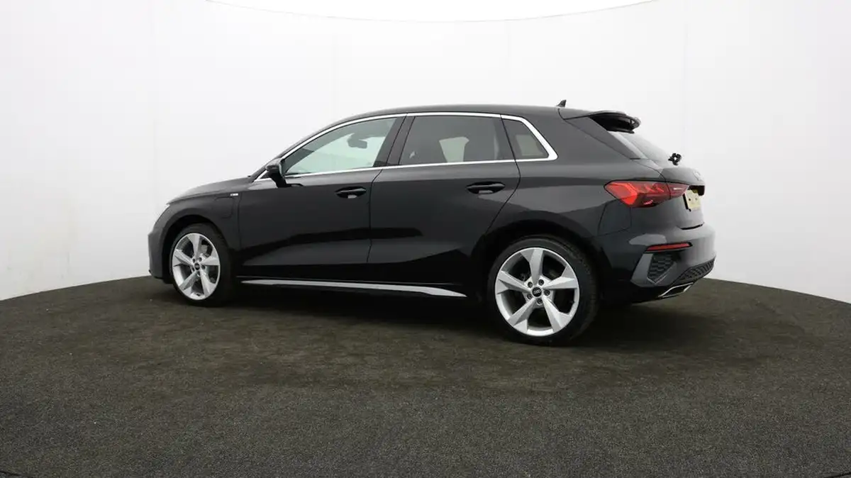 2021-audi-a3-14-40-tfsi-e-s-line-big-64