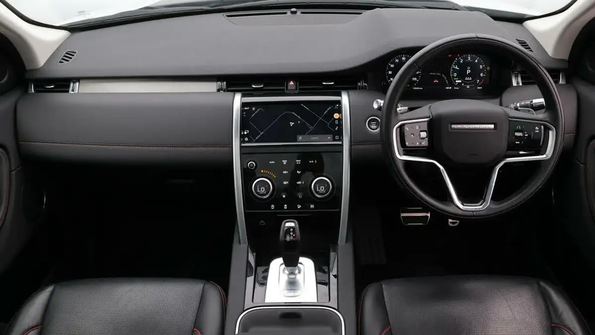 2021-land-rover-discovery-sport-15-p300e-r-dynamic-se-big-13