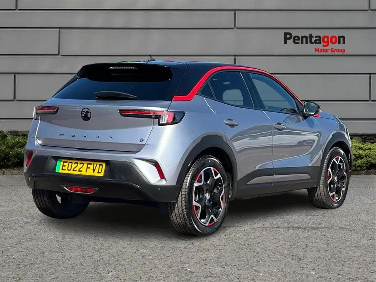 2022-vauxhall-mokka-e-sri-premium-big-3