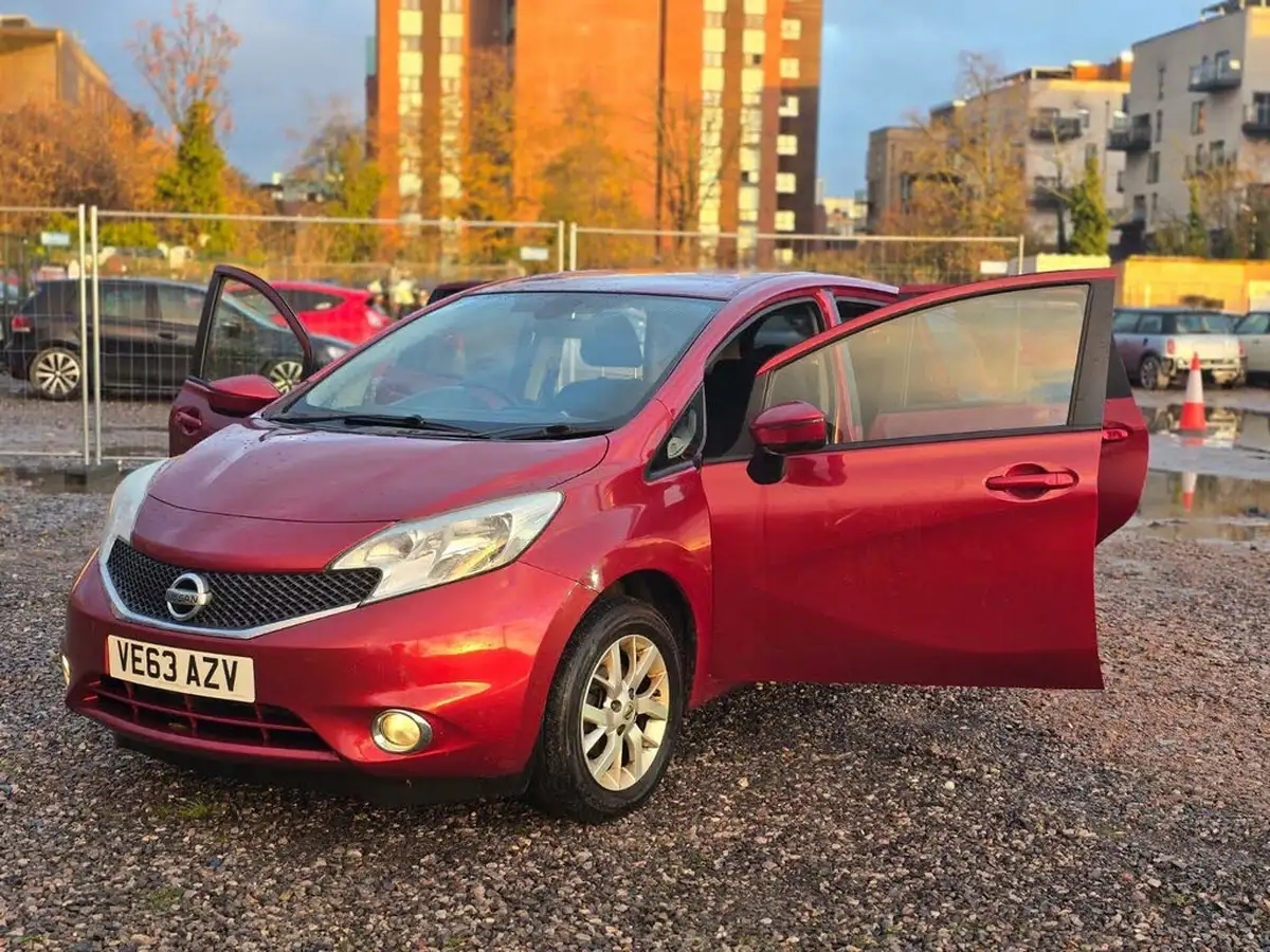 2013-nissan-note-12-acenta-premium-80ps-big-14