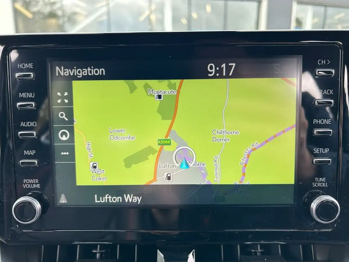 2019-toyota-corolla-18-vvt-i-excel-trk-hatchback-big-11