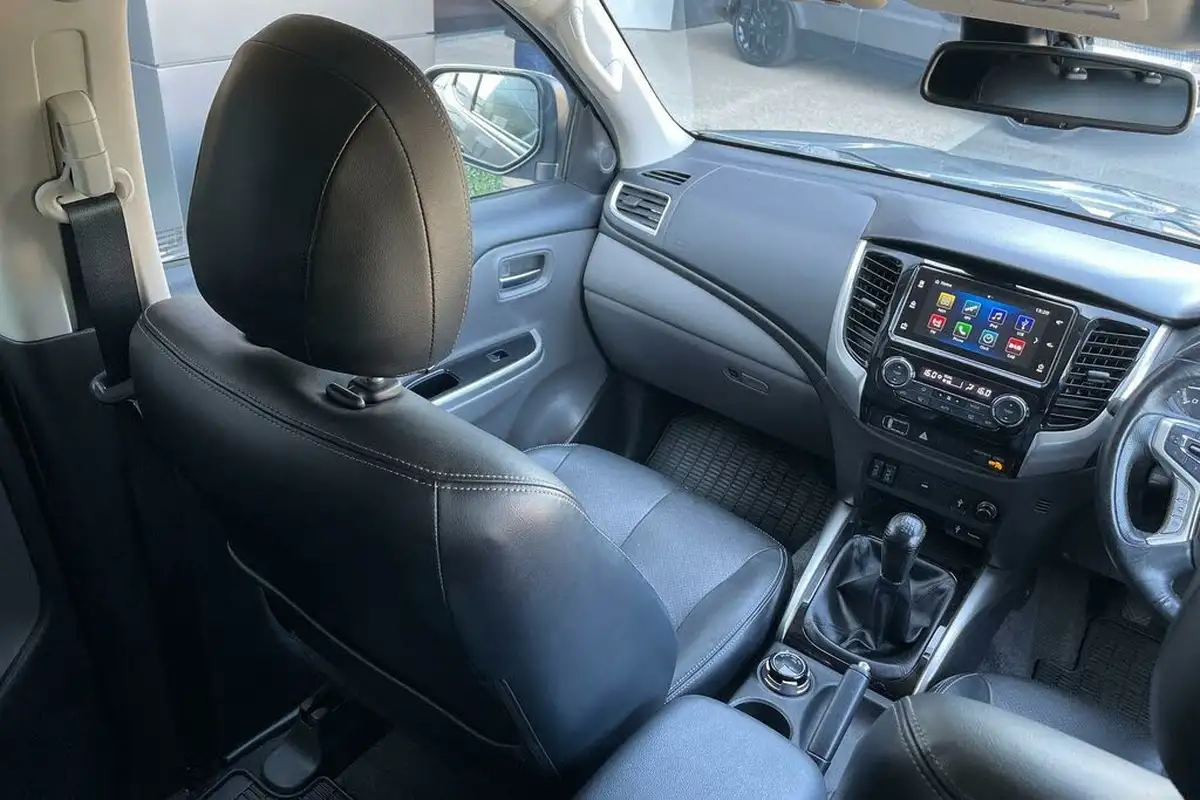 2019-mitsubishi-l200-24di-d-warrior-eu6b-big-36