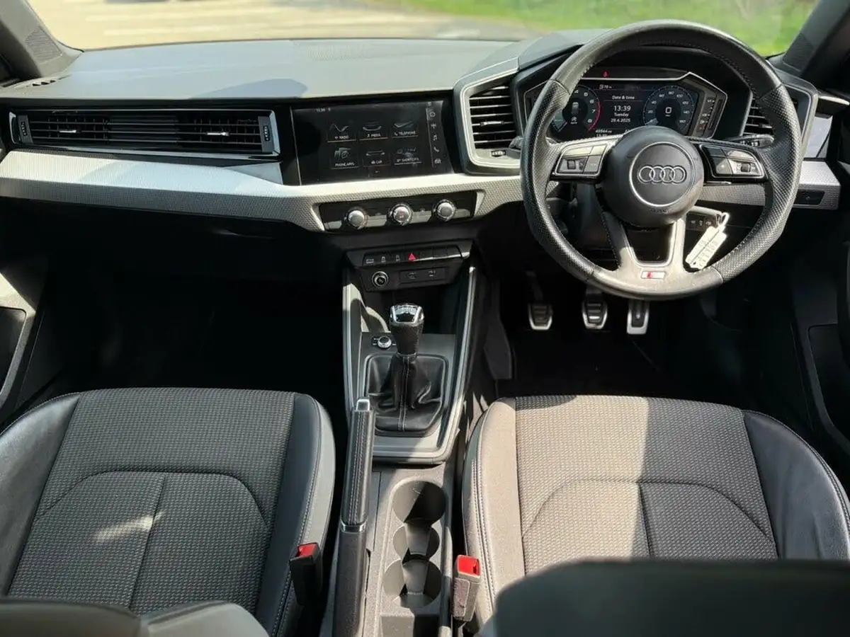 2019-audi-a1-10-30-tfsi-s-line-ss-big-17