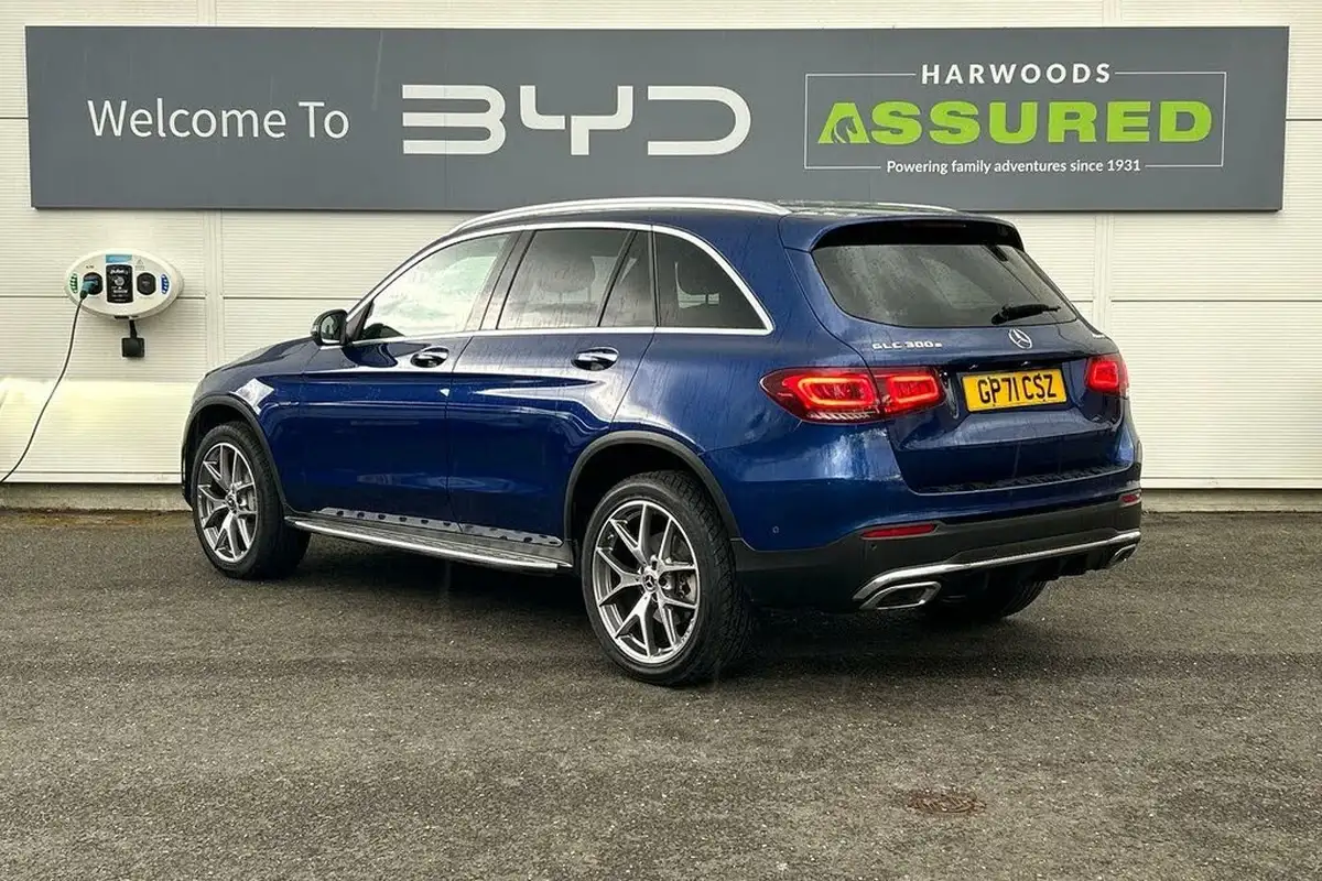 2021-mercedes-benz-glc-class-20-glc300e-amg-line-premium-plus-320ps-station-wagon-5d-big-8