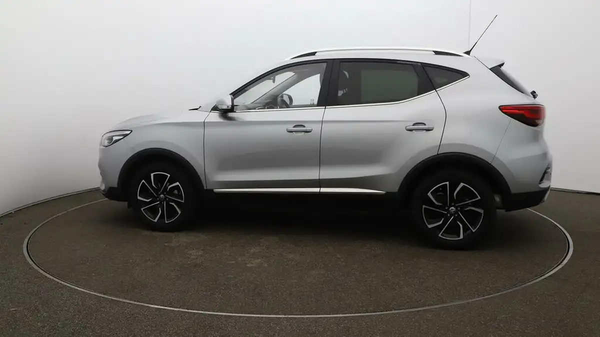 2024-mg-zs-suv-10t-gdi-exclusive-big-48