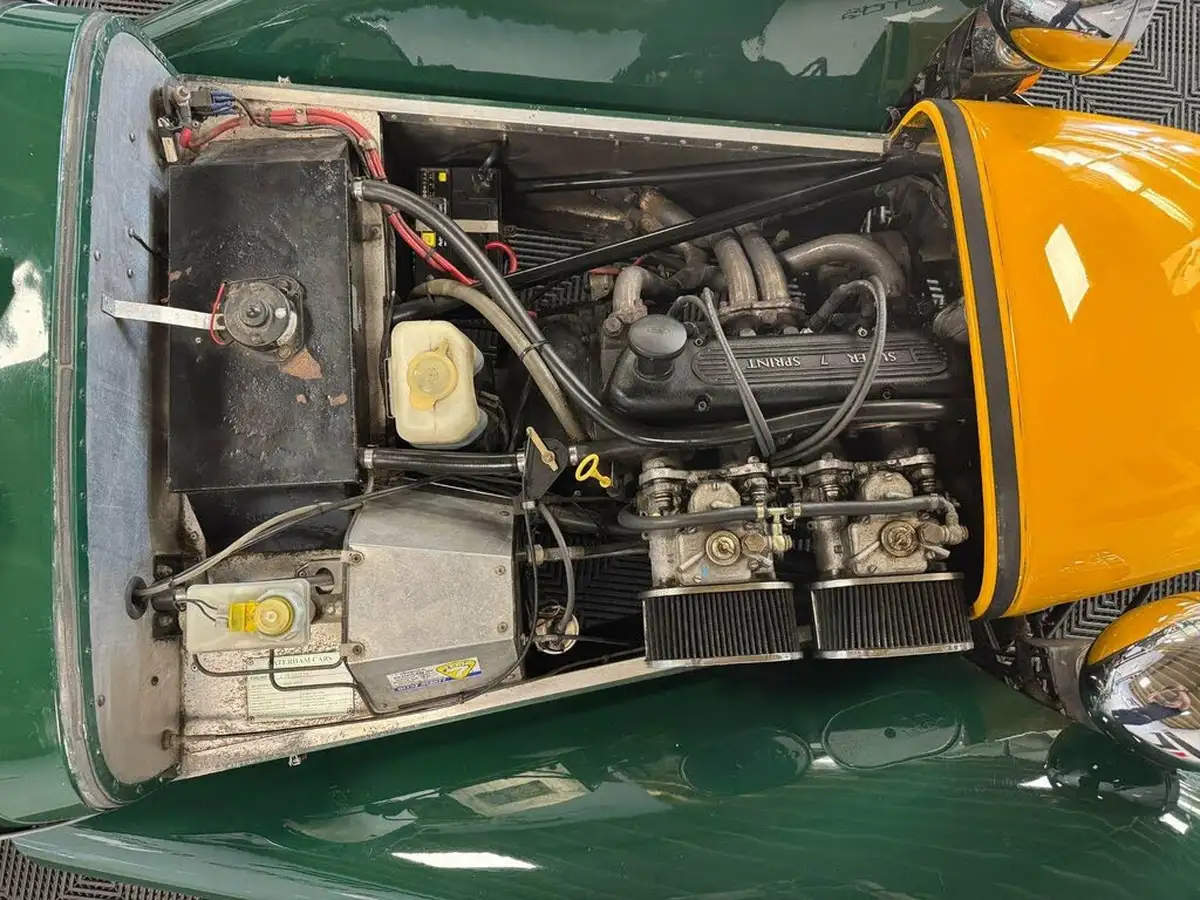 1995-caterham-super-seven-big-11