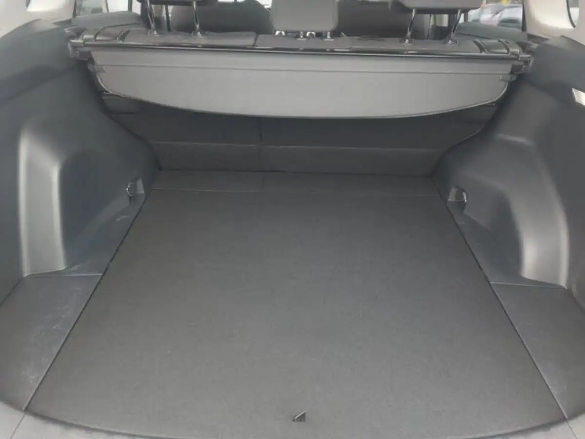 2023-toyota-rav4-25-vvt-i-design-215bhp-big-7