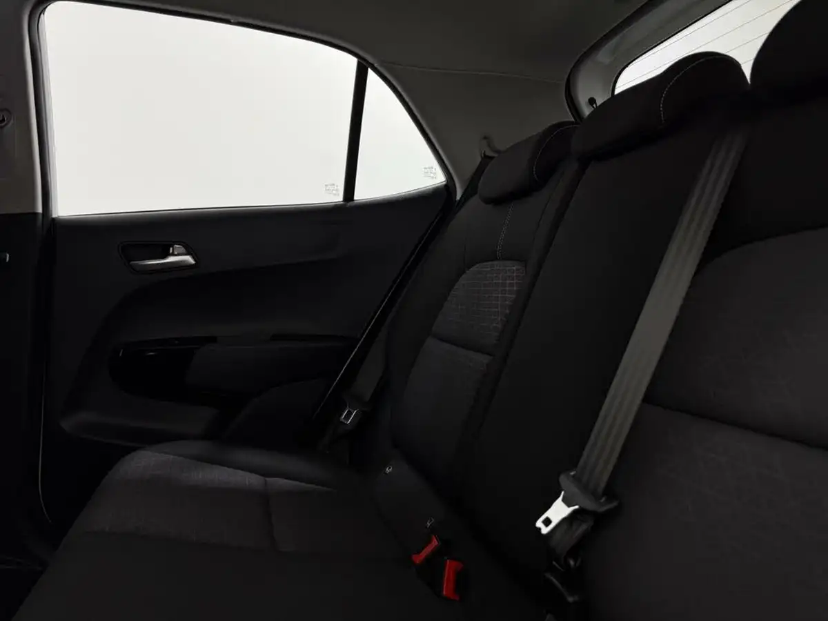 2019-kia-picanto-10-2-big-32