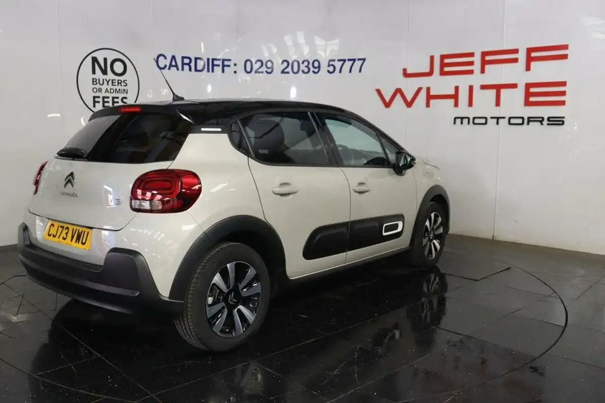 2024-citroen-c3-12-puretech-plus-110ps-eat6-big-7