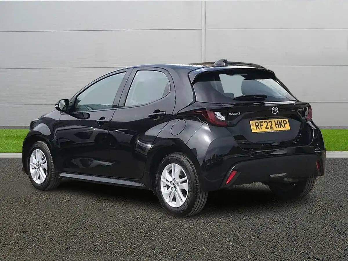 2022-mazda-mazda2-15-agile-big-4