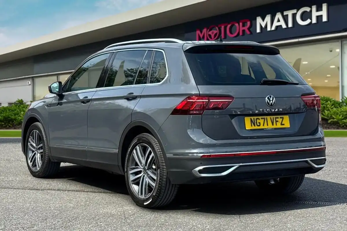 2022-volkswagen-tiguan-15-tsi-elegance-big-1