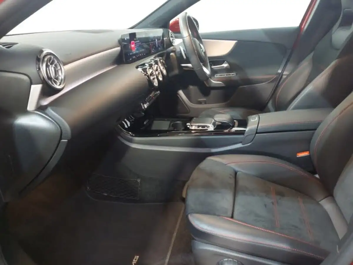 2020-mercedes-benz-a-class-13-a200-amg-line-premium-hatchback-5d-7g-dct-big-4