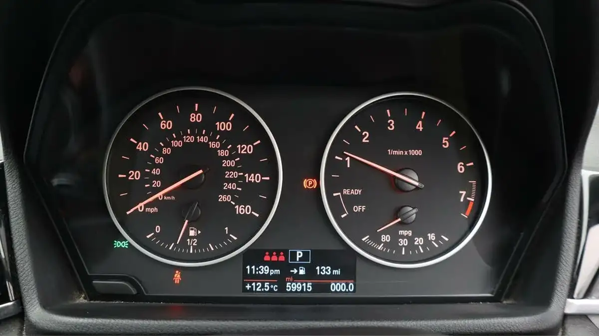 2018-bmw-x1-20-xdrive20i-xline-big-10