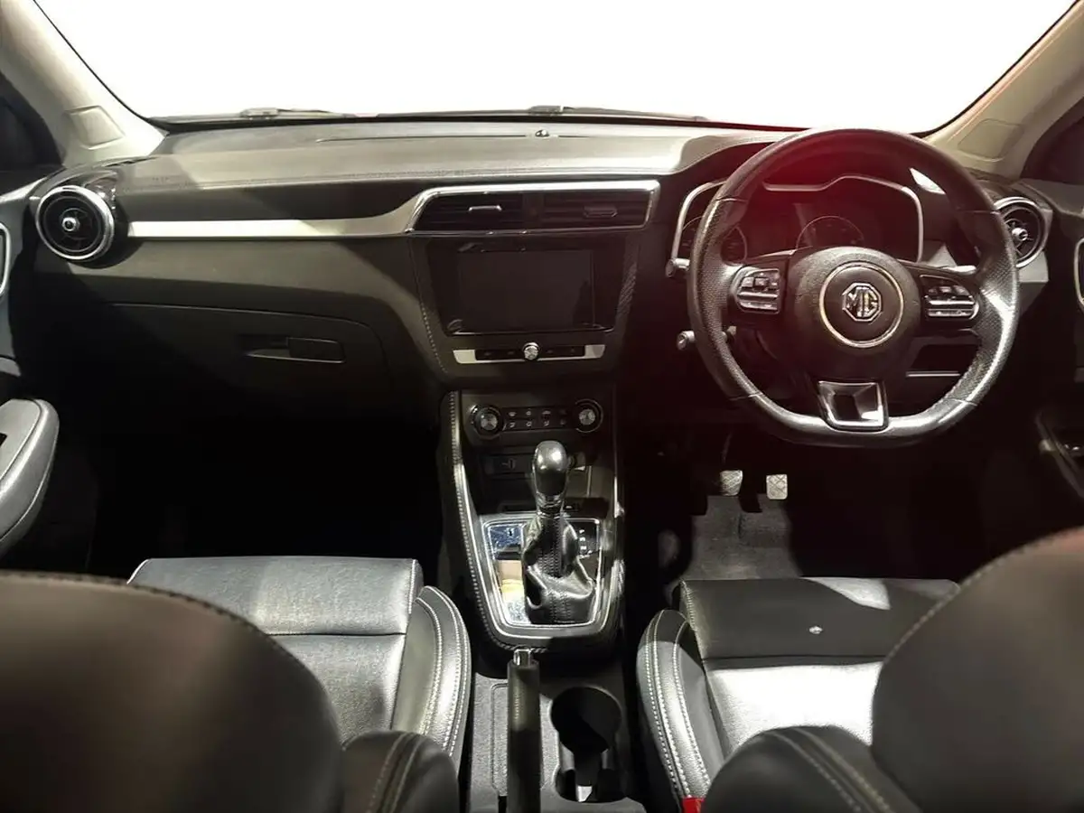 2019-mg-zs-suv-10t-gdi-exclusive-111ps-big-8
