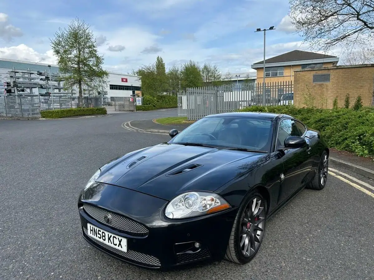 2008-jaguar-xkr-42-coupe-big-8