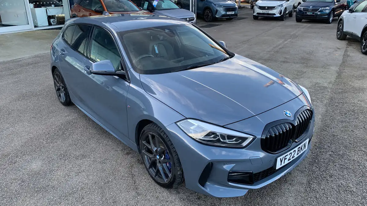 2022-bmw-1-series-15-118i-m-sport-lcp-dct-big-49