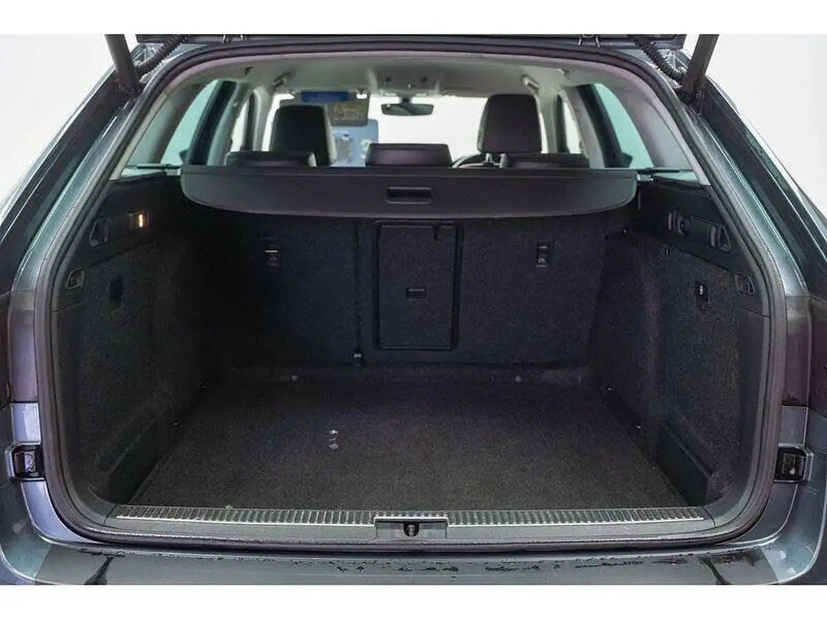 2018-skoda-superb-20tdi-scr-se-l-executive-150ps-estate-dsg-big-13