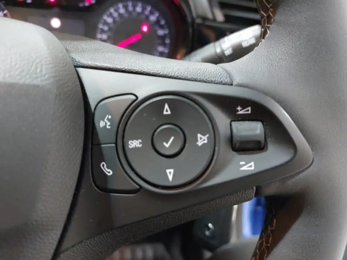2024-vauxhall-corsa-12i-design-big-12