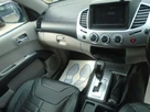 2010-mitsubishi-l200-25td-barbarian-auto-small-8