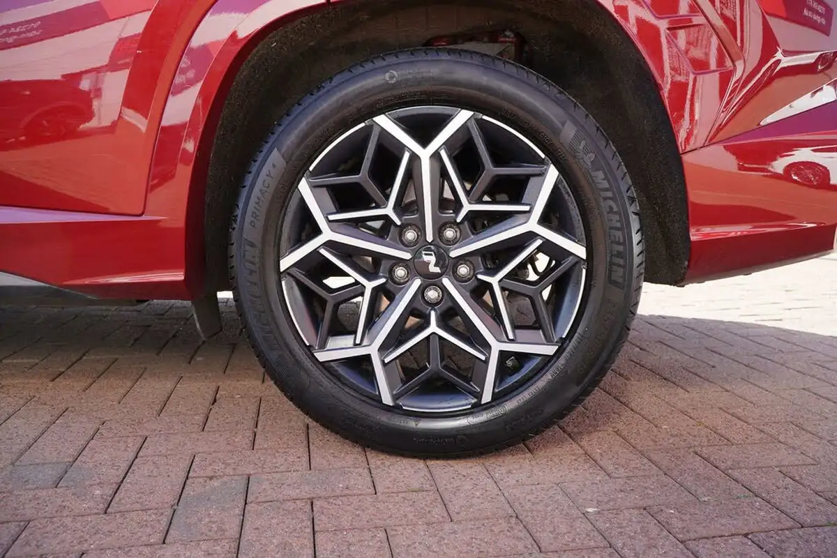 2022-hyundai-tucson-16-t-gdi-n-line-150ps-big-18