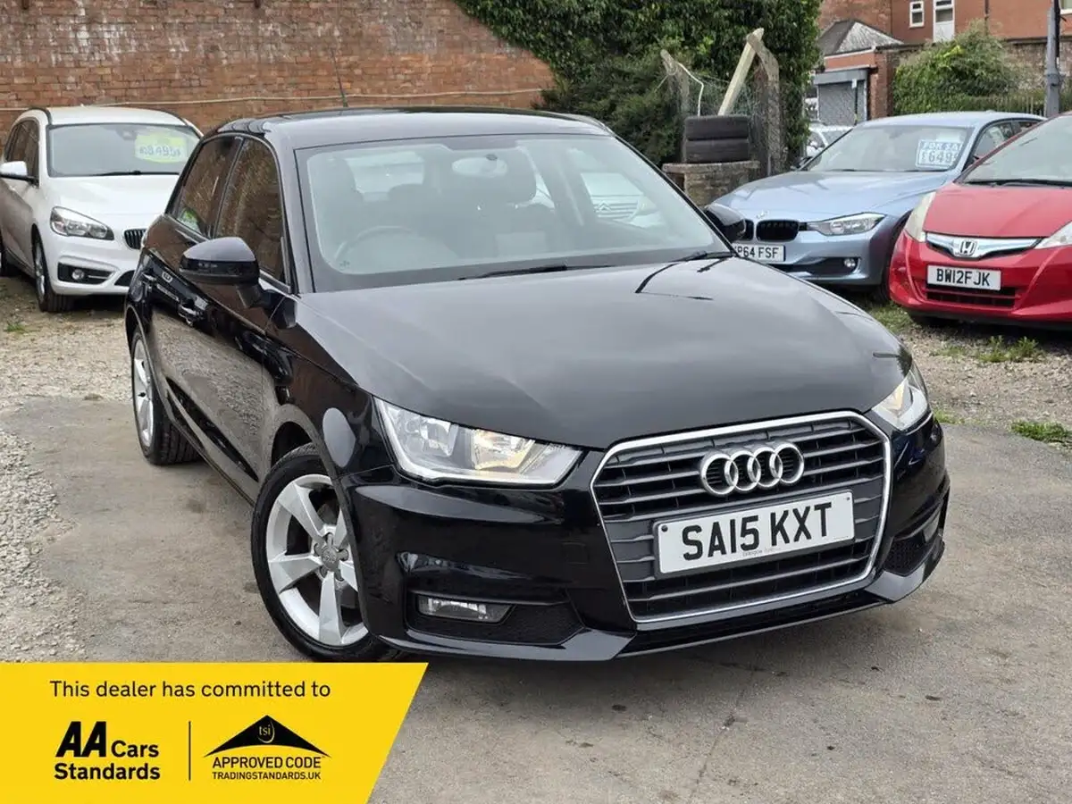 2015-audi-a1-16tdi-sportback-5d-big-2