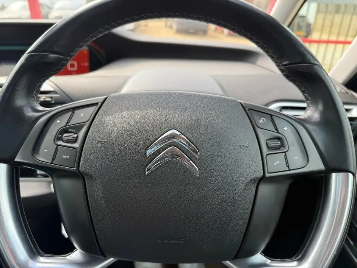 2018-citroen-grand-c4-spacetourer-15bluehdi-flair-big-9
