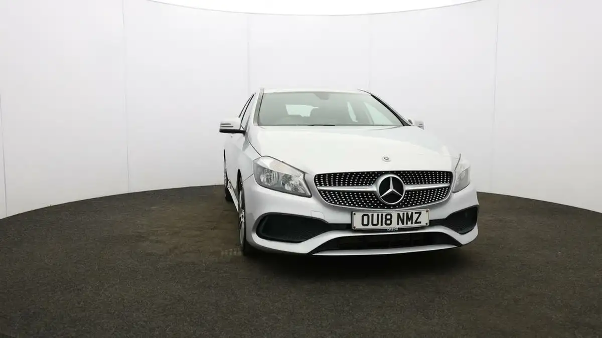2018-mercedes-benz-a-class-16-a180-amg-line-ss-big-34